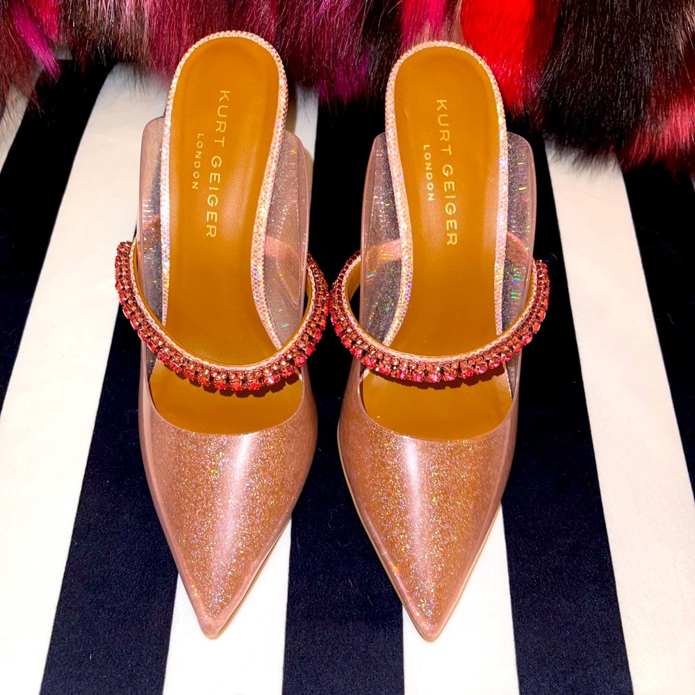 NWOT Kurt Geiger heels